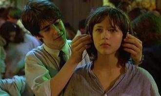 电影初吻在线播放,重温青春校园的纯真爱情故事