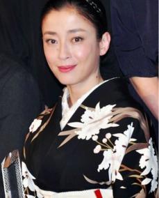 奉子成婚日本明星,日本明星甜蜜宣布喜讯，爱情结晶即将降临