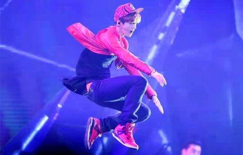 鹿少作品在线播放,在线播放，沉浸式体验经典影视盛宴