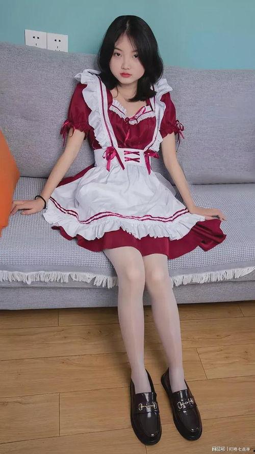 丝袜萝莉图片高清壁纸