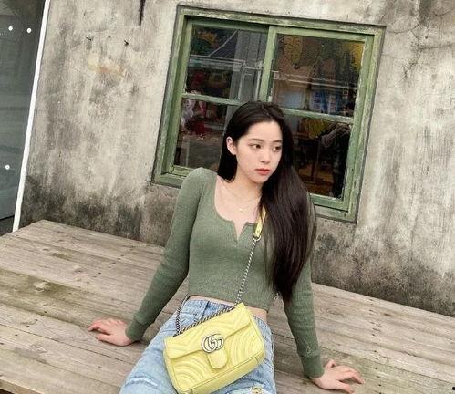 熟女白丝袜,熟女风情与白丝袜的完美邂逅