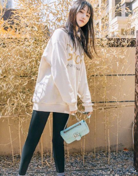 娱乐吃瓜酱穿搭博主,时尚博主教你轻松驾驭潮流