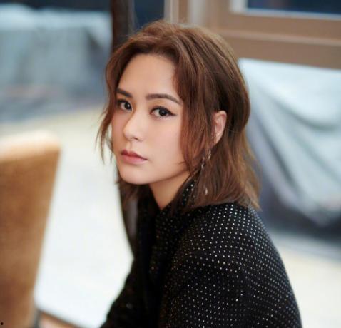 娱乐吃瓜女明星,揭秘吃瓜女明星背后的故事